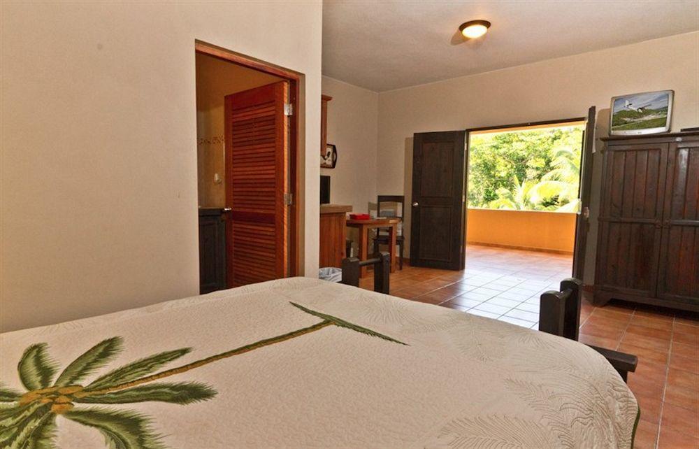 Las Palmas Inn Rincón Eksteriør bilde