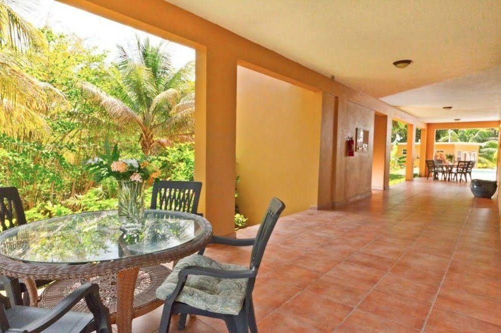 Las Palmas Inn Rincón Eksteriør bilde